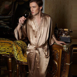Kimono homme en soie élégant et confortable