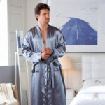 Kimono homme XXL en tissu léger et confortable