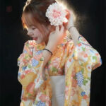 Vêtement traditionnel japonais doré