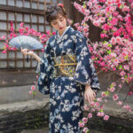 Kimono Japonais Femme Geisha élégant et traditionnel