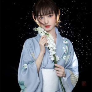 Kimono Femme élégant, style japonais traditionnel et moderne