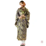 Kimono femme soyeux au design élégant