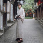 Kimono homme, design sobre et raffiné en blanc