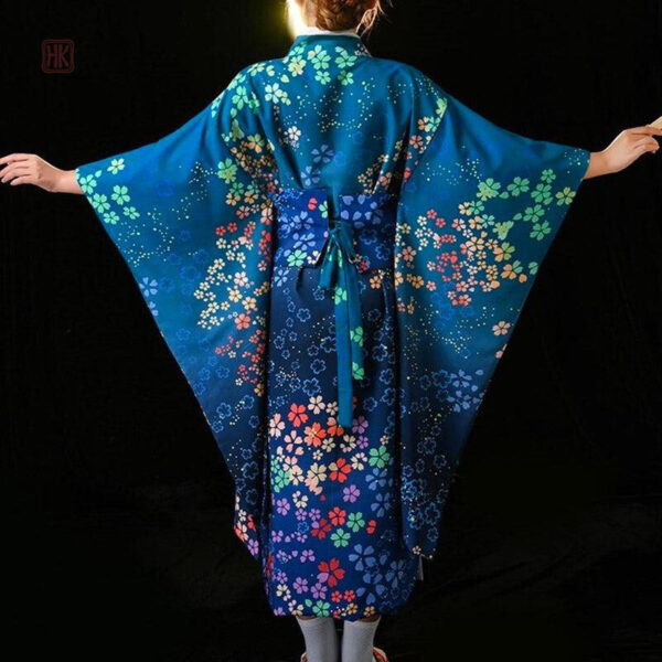 Mode féminine inspirée du Japon