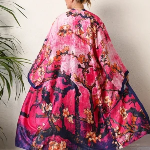 Kimono léger à motifs pour une journée en bord de mer