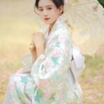 Kimono d'inspiration japonaise avec motifs doux