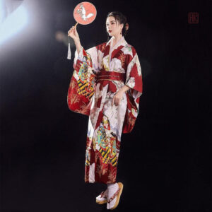 Kimono Rouge élégant en tissu traditionnel japonais