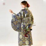 Kimono féminin en satin, style traditionnel japonais
