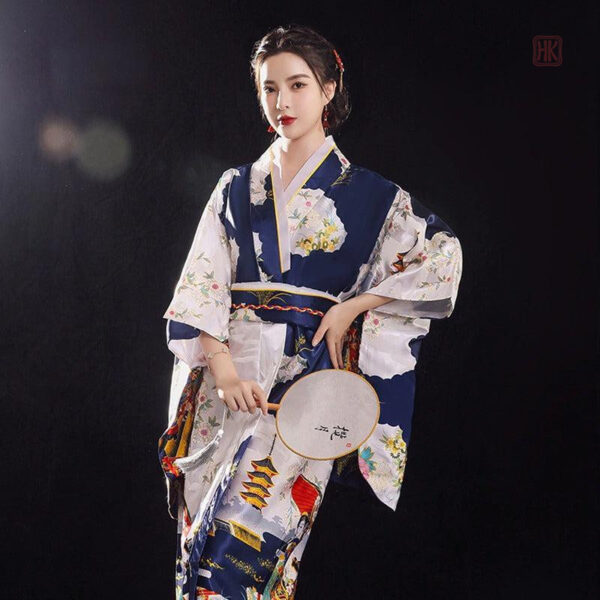 Kimono japonais classique pour occasions spéciales