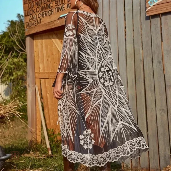 Kimono femme aux motifs brodés uniques