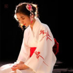 Vêtement d'extérieur inspiré du kimono nippon moderne