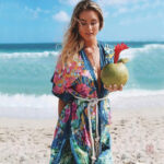 Kimono femme à fleurs avec manches longues