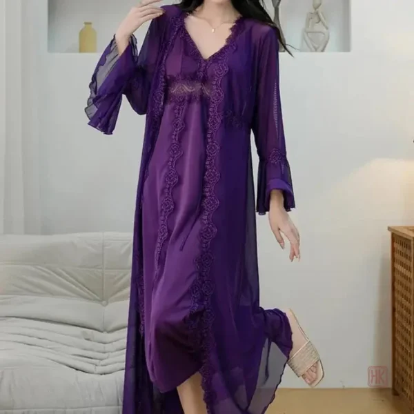 Kimono en violet, parfait pour toutes occasions