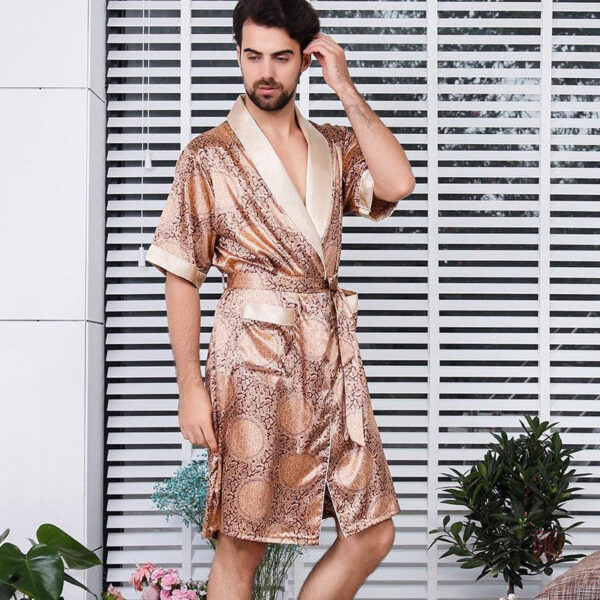 Peignoir kimono homme en satin, style nuit chic