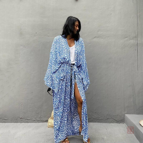 Kimono en tissu léger pour journées ensoleillées