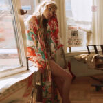 Kimono fleuri pour femme, idéal pour la plage