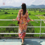 Kimono femme avec design fleuri pour vacances
