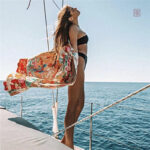 Style décontracté : kimono floral pour sorties estivales