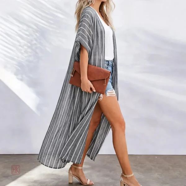 Vêtement de plage léger, kimono femme gris à rayures
