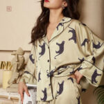 Kimono pyjama féminin, idéal pour se détendre avec style