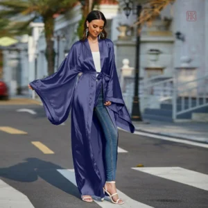Kimono satin bleu pour femme