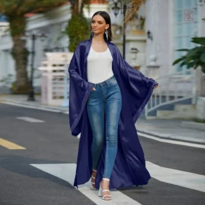 Peignoir élégant en satin bleu
