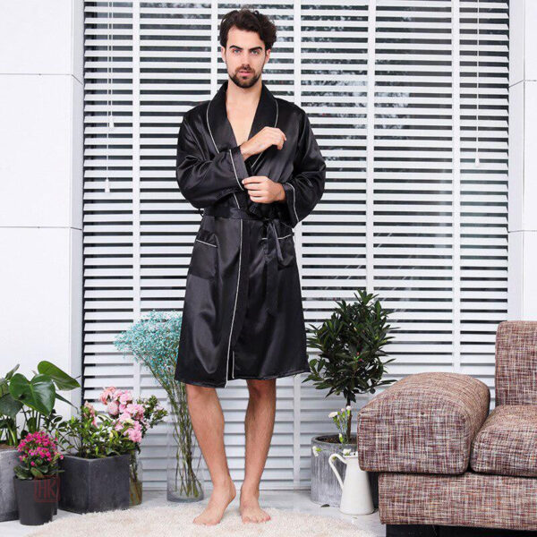 Vêtement de nuit raffiné pour homme