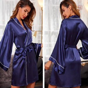 Peignoir doux en satin pour une nuit apaisante