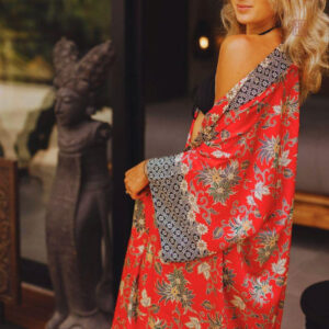 Kimono féminin en soie colorée et légère