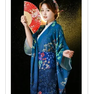 Kimono soyeux pour femme inspiré du Japon