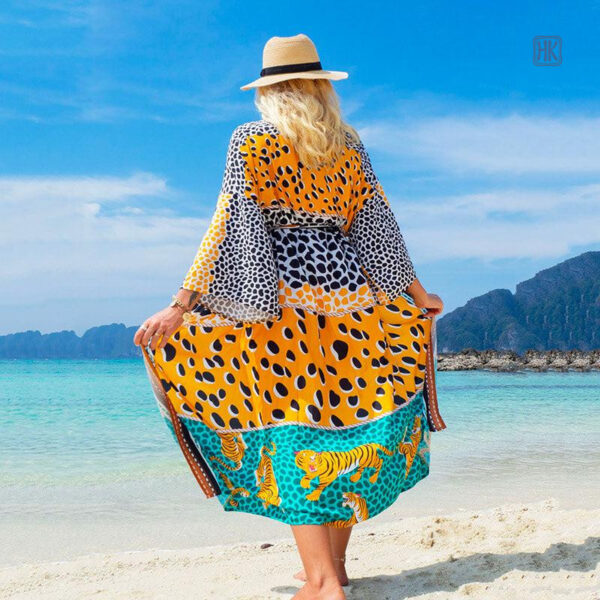 Kimono élégant avec design tigre