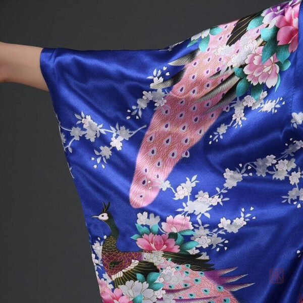 Kimono femme en tissu bleu élégant