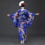 Vêtement traditionnel japonais pour femme