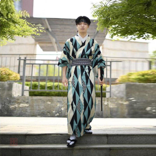 kimono-traditionnel-japonais-motif-geometrique-1 Kimono géométrique traditionnel japonais pour homme