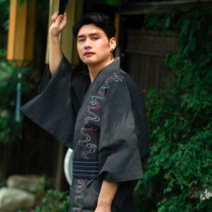 Veste kimono en noir, style japonais pour homme