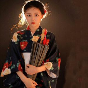 Robe Kimono avec motifs floraux élégants