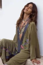 Kimono Unie Femme élégant pour un look chic