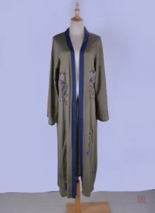 Kimono uni pour femme, parfait pour des occasions décontractées