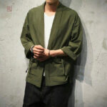 Kimono vert homme, parfait pour une tenue décontractée