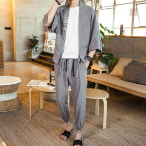 Veste kimono homme, style moderne et confortable en gris