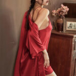 Kimono femme sexy en tissu léger, idéal pour les nuits romantiques