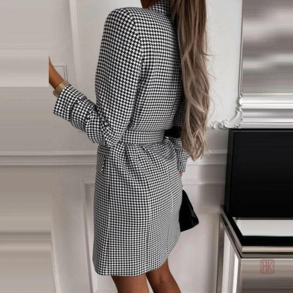 Vêtement femme : manteau long à motifs