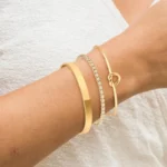 Lot de bracelets élégants avec un design contemporain