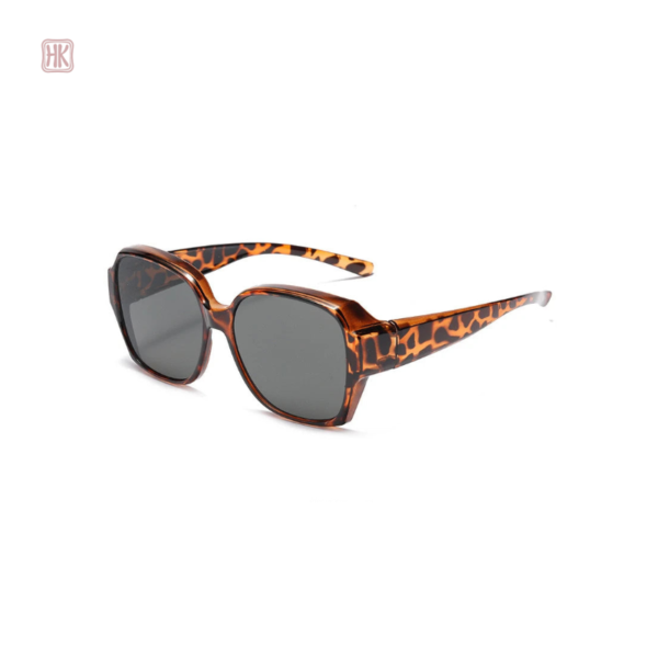 lunettes-de-soleil-leopard-1 Lunettes de soleil tendance léopard pour femmes