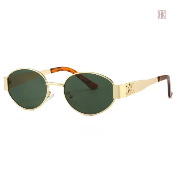 Soleil et élégance avec ces lunettes ovales pour femmes