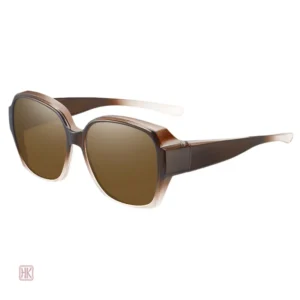 Style moderne : lunettes polarisées pour un été ensoleillé