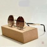 Lunettes de soleil stylées avec monture ronde
