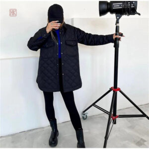 Manteau noir femme, design moderne et tendance
