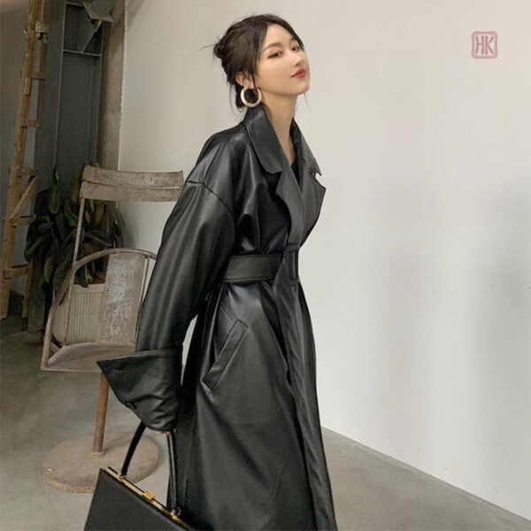 Veste en cuir noir avec coupe kimono