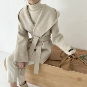 Manteau style kimono avec capuche pour femme